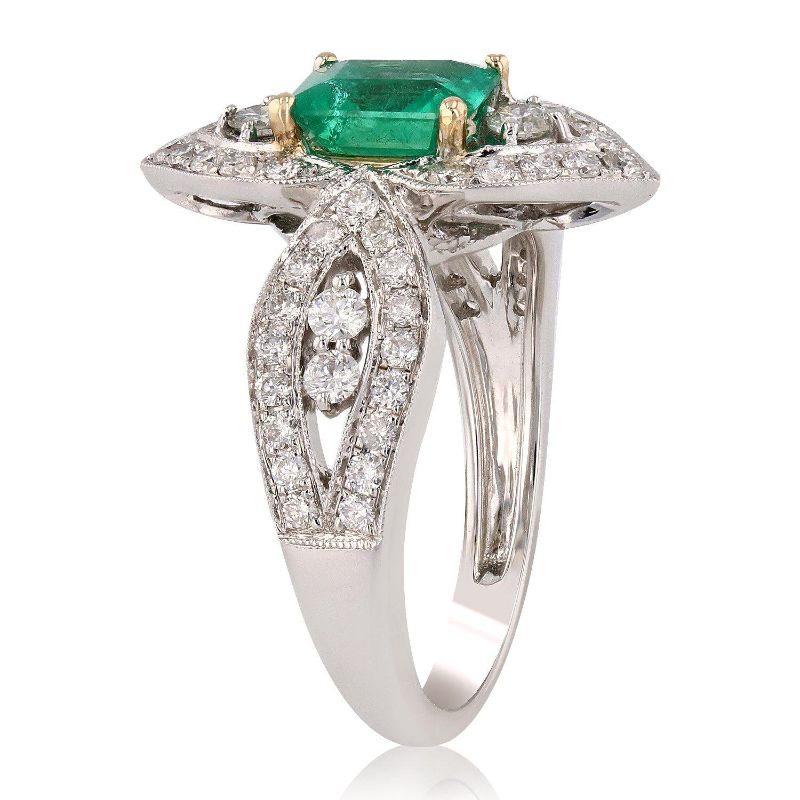 Photo 3 of 14K WHITE GOLD 1.03ct EMERALD AND 0.73ctw DIAMOND RING W. CERTIFIED APPRAISAL  (APPROX. SIZE 6.5)    RN022409
