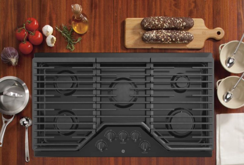 Photo 1 of BRAND NEW 36” GE BUILT-IN GAS COOKTOP W 5 BURNER AND DISHWASHER SAFE GRATES (JGP5036DLBB)