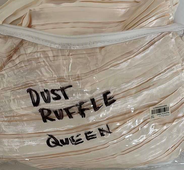 Photo 3 of QUEEN CREAM SILK DUST RUFFLE