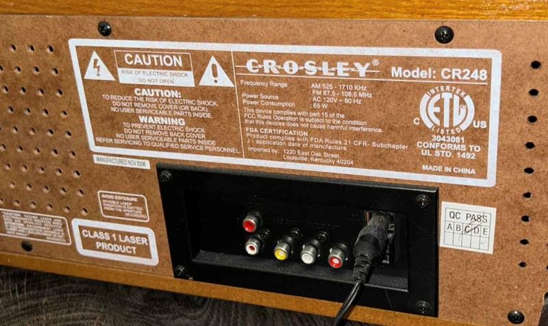 Photo 5 of CROSLEY RADIO SONGWRITER CD BURNER MODEL CR248