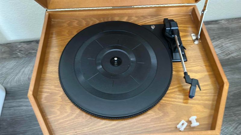Photo 1 of CROSLEY RADIO SONGWRITER CD BURNER MODEL CR248