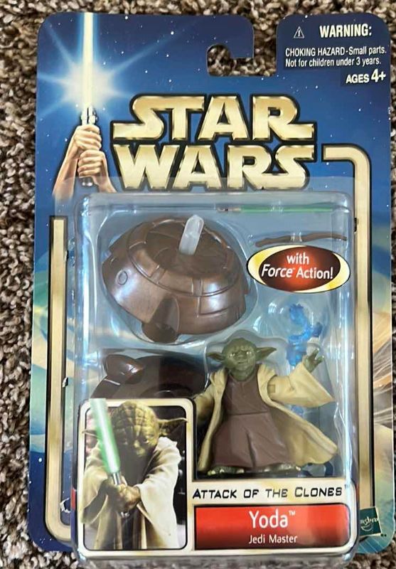 Photo 1 of VINTAGE STARWARS COLLECTIBLE FIGURINE - DAMAGED PACKAGING
