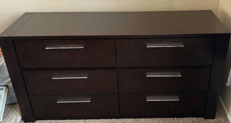 Photo 4 of O-PALIER 6 DRAWER WOOD DRESSER