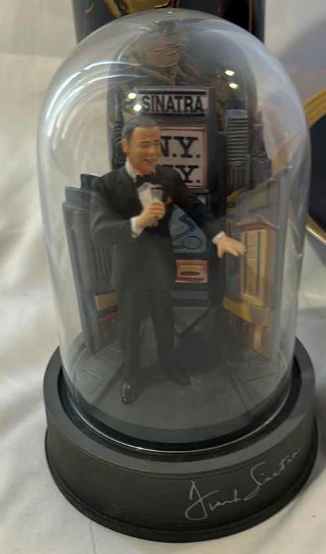 Photo 6 of Frank Sinatra Collectible items
