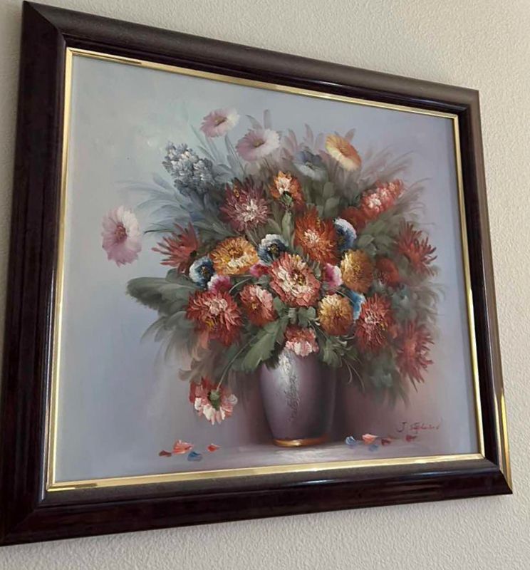 Photo 1 of VINTAGE FLORAL PAINTING SIGNED BY ARTIST
