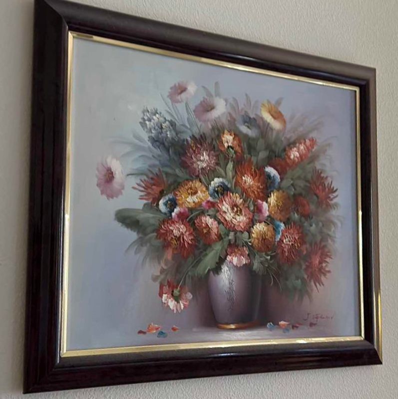 Photo 4 of VINTAGE FLORAL PAINTING SIGNED BY ARTIST
