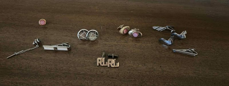 Photo 4 of MENS CUFFLINKS