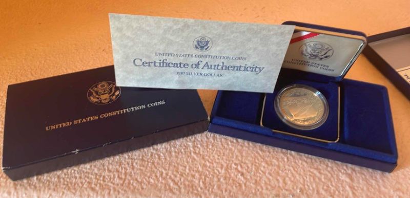 Photo 1 of 1987 CERTIFIED UNITED STATES CONSTITUTION SILVER DOLLAR