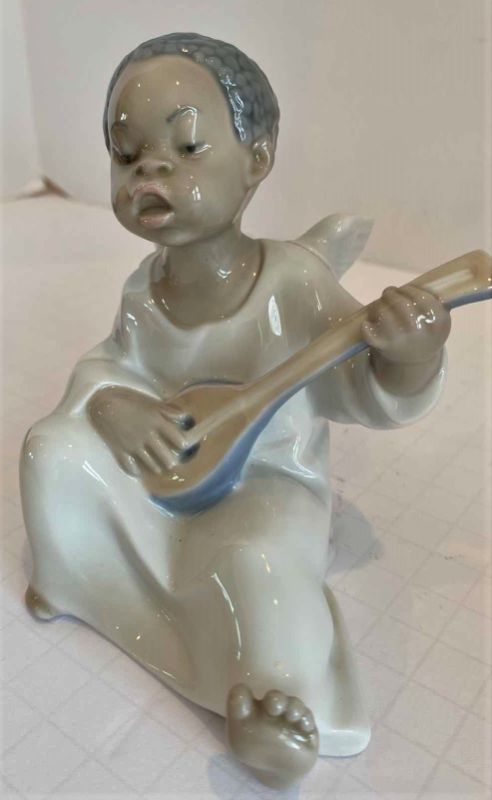 Photo 1 of VINTAGE LLADRO "BLACK ANGEL" H4”