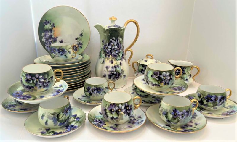 Photo 1 of 37 PCS-VINTAGE LEONARD VIENNA AUSTRIA "PUPRLE FLOWERS W GOLD LEAF" CHINA COFFEE SERVICE AND DESSERT PLATES 