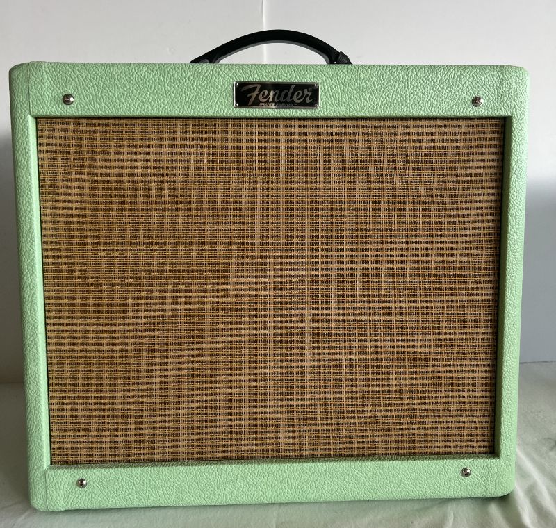 Photo 1 of FENDER LIMITED EDITION BLUES JUNIOR lll GUITAR AMP