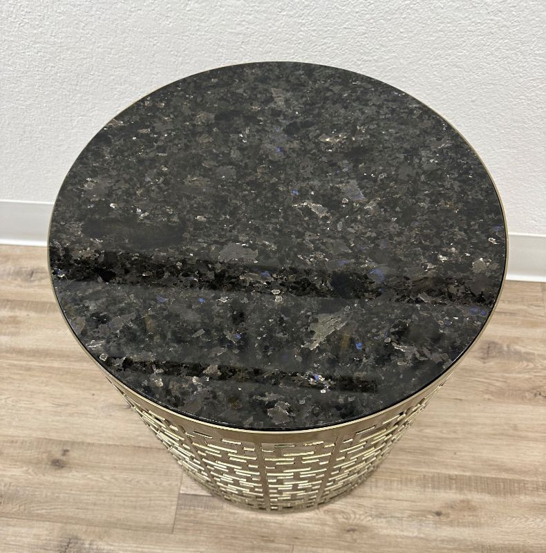 Photo 1 of 20” ROUND BLACK MARBLE TOP ACCENT TABLE W GOLD METAL BASE H22”
