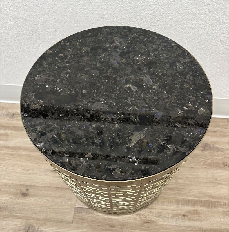 Photo 2 of 20” ROUND BLACK MARBLE TOP ACCENT TABLE W GOLD METAL BASE H22”
