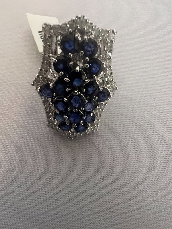 Photo 4 of 14K WHITE GOLD SAPPHIRE & DIAMOND RING (APPROX SIZE 6.5)    RN025860