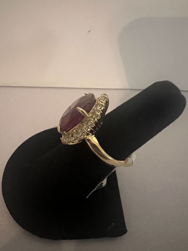 Photo 2 of 14K YELLOW GOLD COMPOSITE RUBY & DIAMOND RING (APPROX SIZE 6.5)  RN031758 