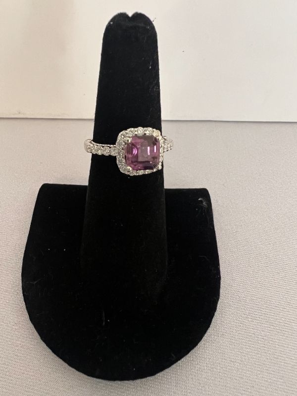 Photo 4 of 14K GOLD FANCY SAPPHIRE CORUNDUM & DIAMOND RING (APPROX SIZE 6.5) RN034354