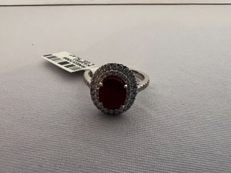 Photo 7 of PLATINUM RUBY & DIAMOND RING (APPROX SIZE 6.5) RN032008 