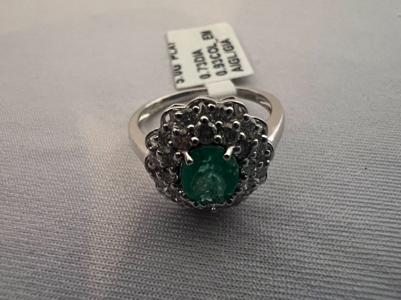 Photo 6 of PLATINUM OSCAR FRIEDMAN COLOMBIAN EMERALD & DIAMOND RING (APPROX SIZE 6.5)  RN034820