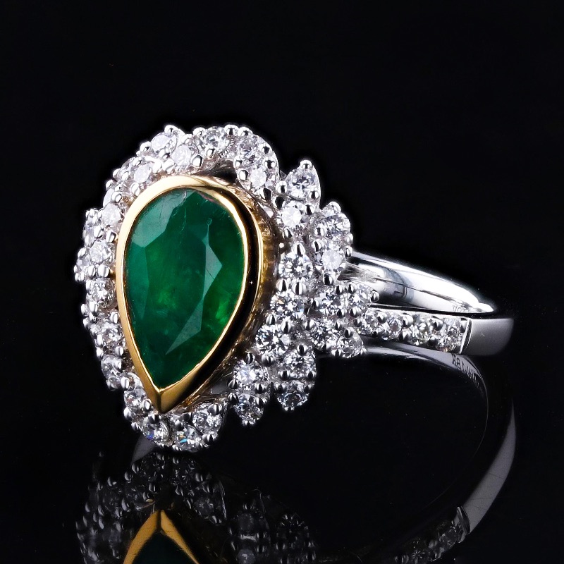 Photo 1 of 1.37ct Emerald and 0.64ctw Diamond 18K Yellow and White Gold Ring W. MSRP Certified Appraisal (Approx Size 6-7)   RN032445