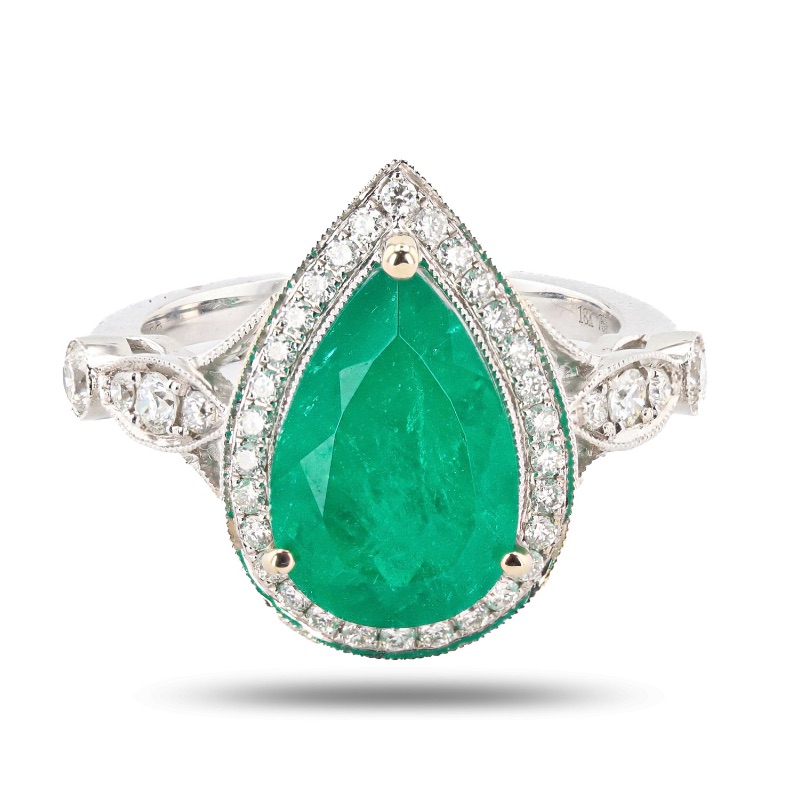 Photo 1 of 3.94ct Emerald and 0.53ctw Diamond 18K White Gold Ring w. MSRP Appraisal. RN020680