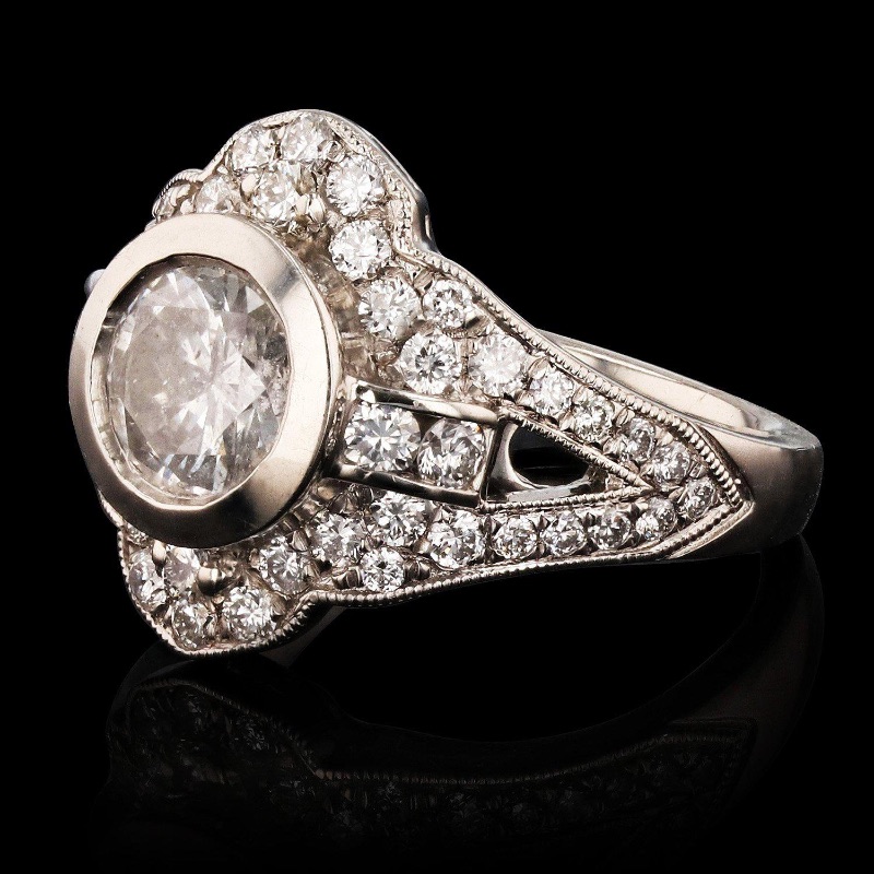 Photo 1 of 1.21ct CENTER Diamond Platinum Ring (2.29ctw Diamonds) w. MSRP Appraisal (Approx. Size 6-7)  RN026157