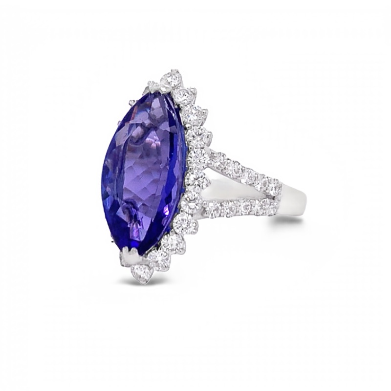 Photo 3 of 4.11ct Tanzanite and 1.05ctw Diamond Platinum Ring w. MSRP Appaisal. (Approx Size 6-7). RN027353