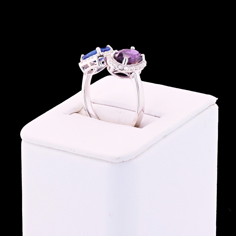 Photo 2 of 3.01ctw Blue and Bluish Purple Sapphire and 0.30ctw Diamond 18K White Gold Ring W MSRP APPRAISAL (APPROX. SIZE 6-7) RN032567