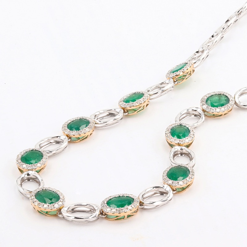 Photo 2 of 15.29ctw Emerald and 2.68ctw Diamond 14K White and Yellow Gold Necklace W. MSRP Appraisal  NK015638