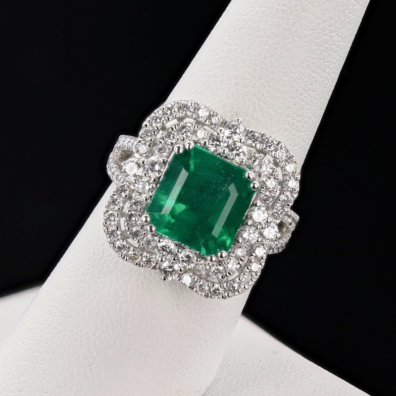 Photo 3 of 4.15ct Emerald and 1.38ctw Diamond Platinum Ring (GIA CERTIFIED) W MSRP APPRAISAL (APPROX SIZE 6-7) RN034808