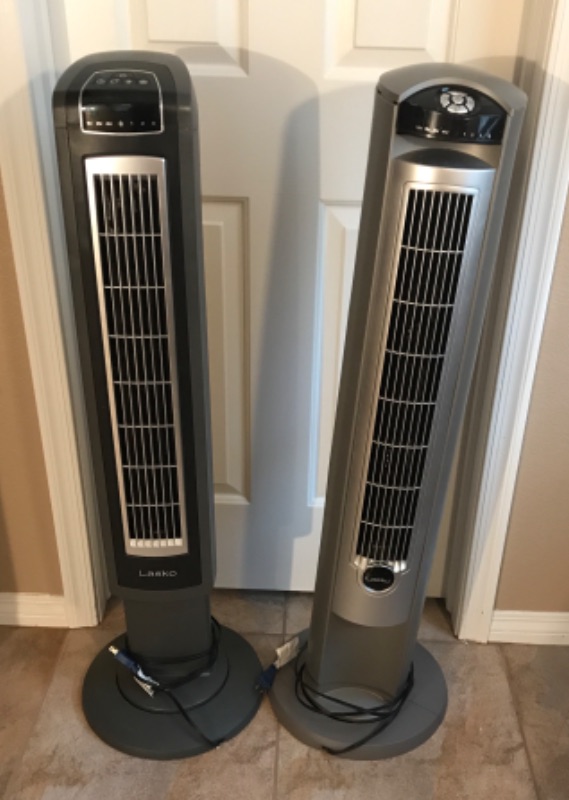 Photo 1 of LASKO INDOOR FANS X2 ONLY ONE REMOTE 42 Inch