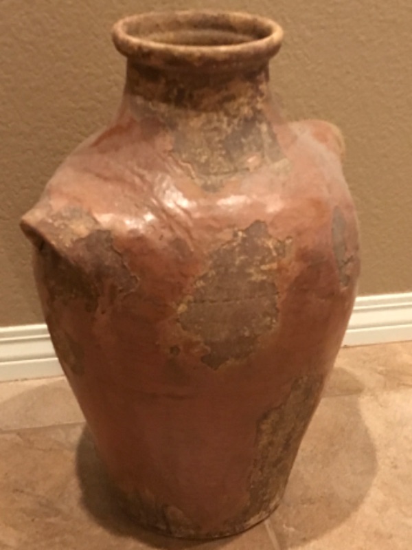 Photo 1 of ETHAN ALLEN VINTAGE LARGE POTTERY VASE/ URN WITH DISTRESSED BROWN/  PATINA 14 x 20 x 11