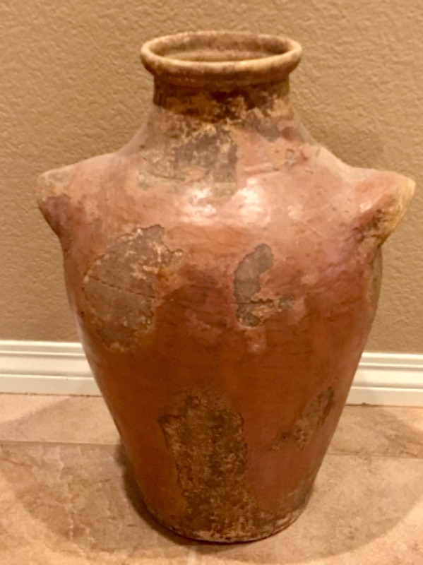 Photo 2 of ETHAN ALLEN VINTAGE LARGE POTTERY VASE/ URN WITH DISTRESSED BROWN/  PATINA 14 x 20 x 11