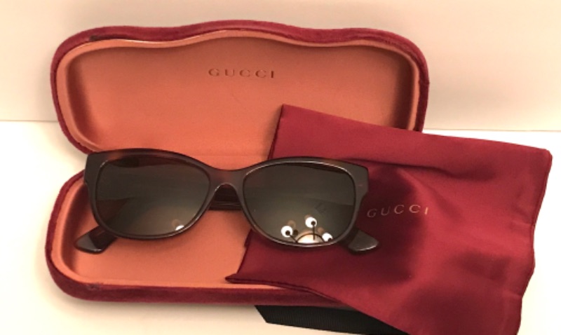 Photo 1 of RARE AUTHENTIC GUCCI GG 0098O 002 TORTOISE 53MM SUNGLASS FRAMES MADE IN ITALY/ WITH GUCCI BAG AND CASE