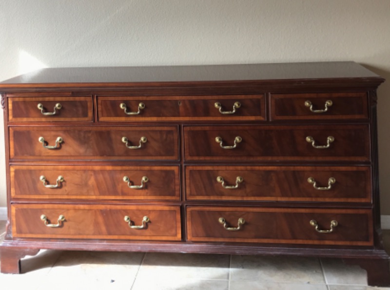 Photo 2 of ETHAN ALLEN 9 DRAWER 18th CENTURY FLAME MAHOGANY CHIPPENDALE DRESSER MARQUES 19”x 70”x 36” 