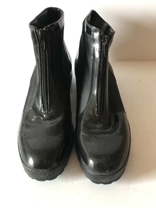 Photo 2 of CHARLES JOURDAN ZIP UP BOOTS SIZE 8