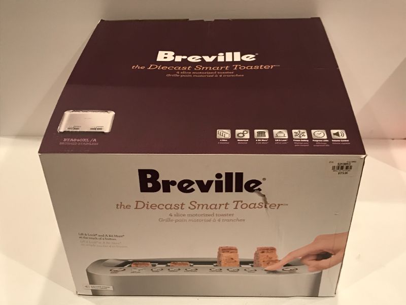 Photo 2 of BREVILLE FOUR SLICE DIECAST SMART TOASTER SLIGHTLY USED