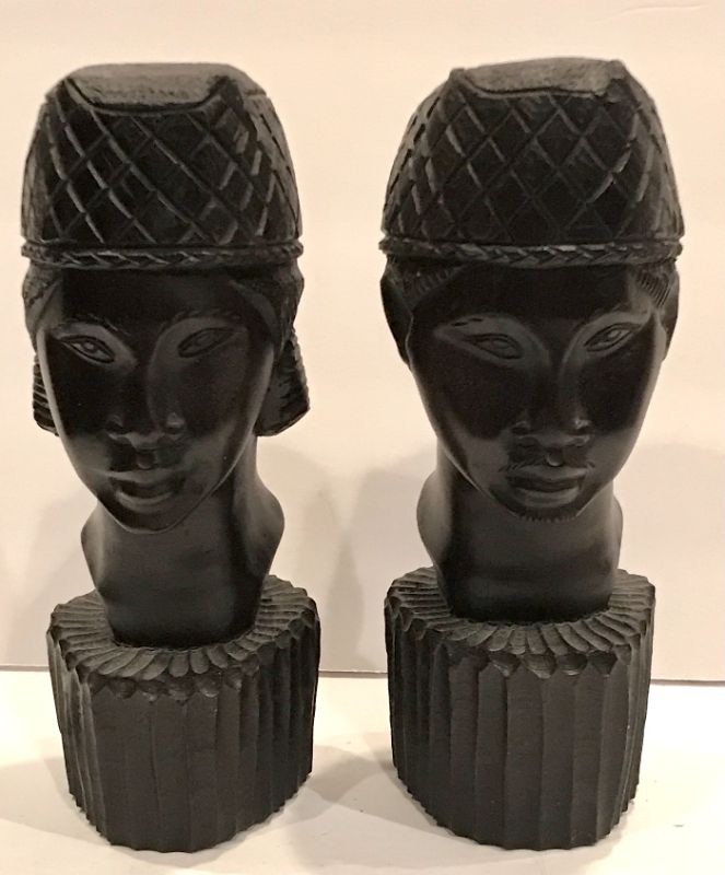 Photo 1 of VINTAGE ETHNIC HAND CARVED WOOD HEADS 9” TALL