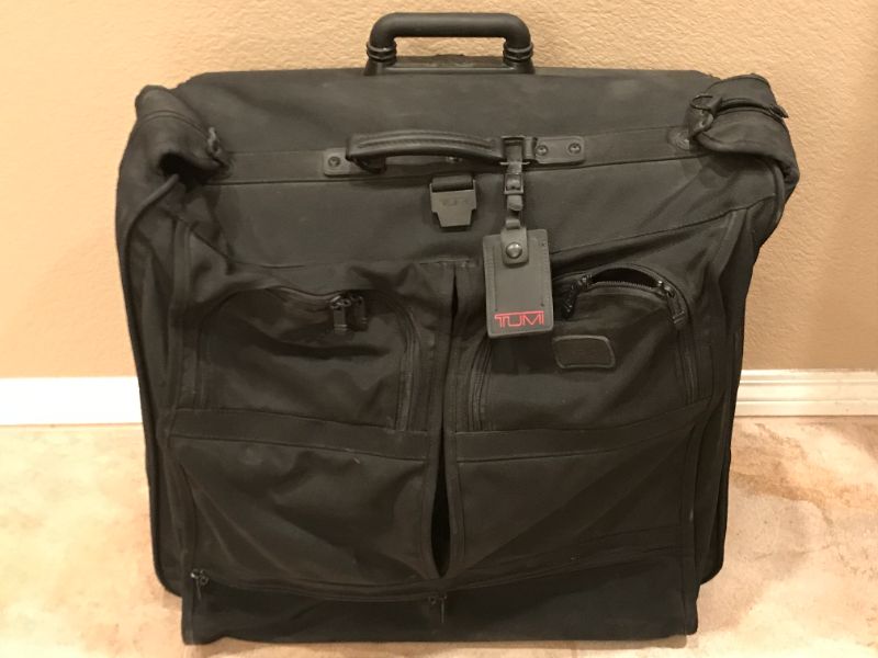 Photo 3 of TUMI EXTENDED TRIP 4 WHEELED GARMENT BAG