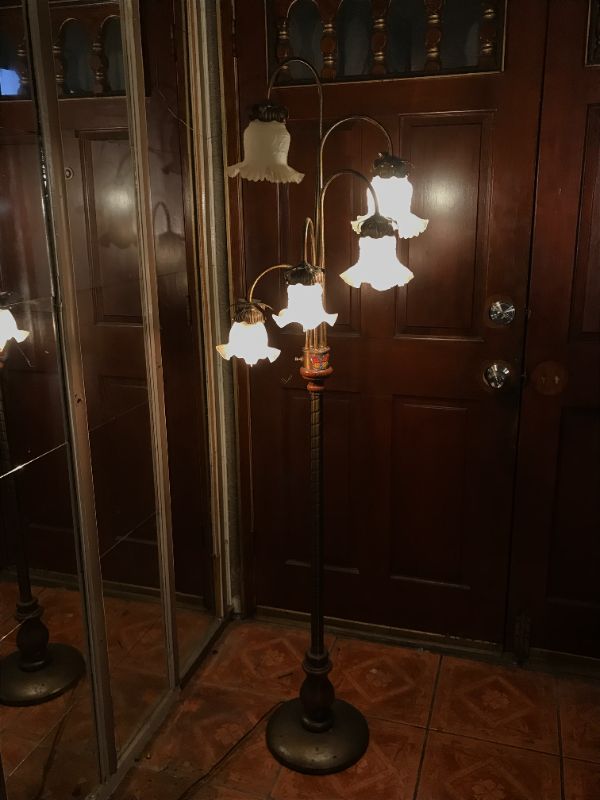 Photo 2 of VINTAGE IRON FLOOR LAMP W 5 GLASS SCALLOPED LIGHTS
