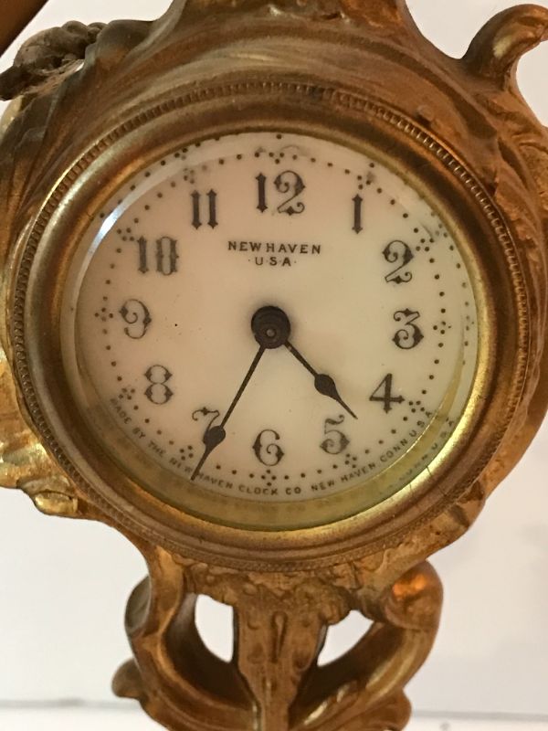 Photo 3 of ANTIQUE NEW HAVEN CLOCK CHERUB CIRCA 1910 ART NOUVEAU GOLD GILDED