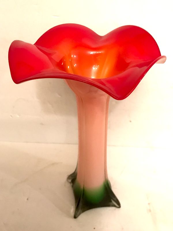 Photo 1 of ART GLASS FLOWER DESIGN 14.5” H