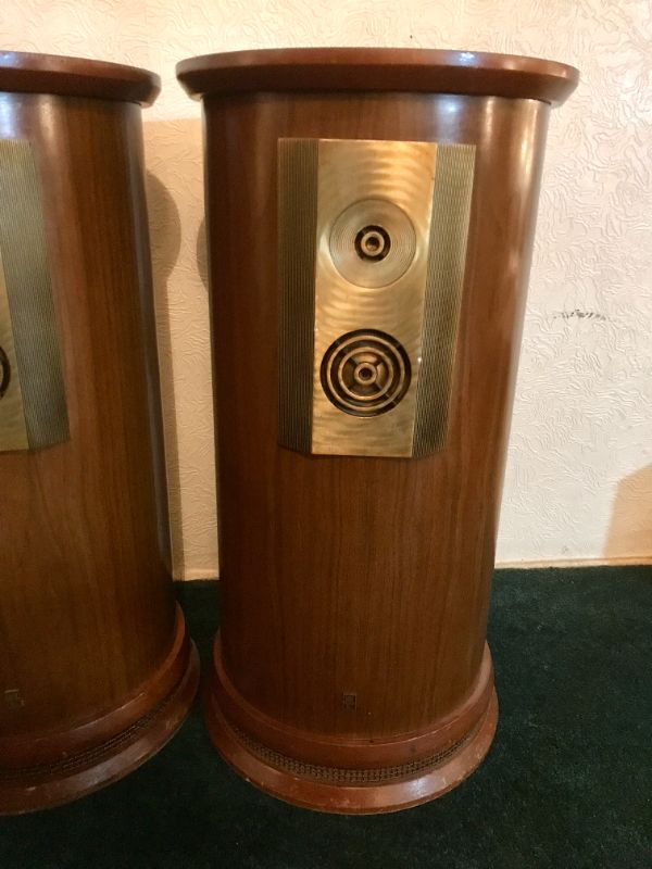 Photo 3 of EMPIRE SCIENTIFIC CORP MODEL 8000 GRENADIER 1960s 60 WATT ROUND SPEAKERS EXCELLENT COND 14.5” DIA & 29” TALL