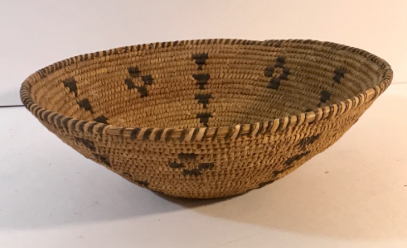 Photo 1 of AMERICAN INDIAN PIMA BASKET VERY RARE 11.5 DIA x 4.5” H