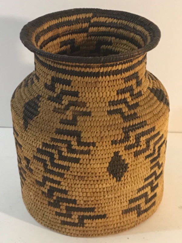 Photo 4 of AMERICAN INDIAN PIMA BASKET VERY RARE 7” DIA X 9”H