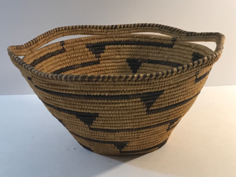 Photo 3 of NAVAJO AND NATIVE AMERICAN CEREMONIAL BASKET 13.5” DIA 6.5”H