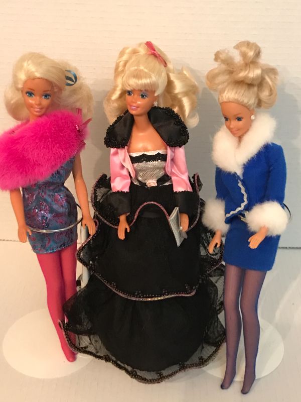 Photo 1 of VINTAGE BARBIE COLLECTION MADE IN CHINA MATTEL 1966