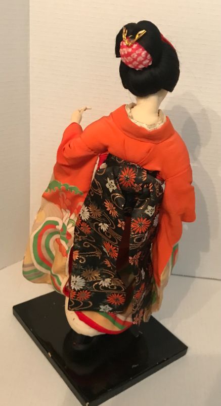 Photo 3 of EARLYRED 12 INCHES JAPANESE GEISHA KIMONO DOLL COLLECTABLE FIGURINES