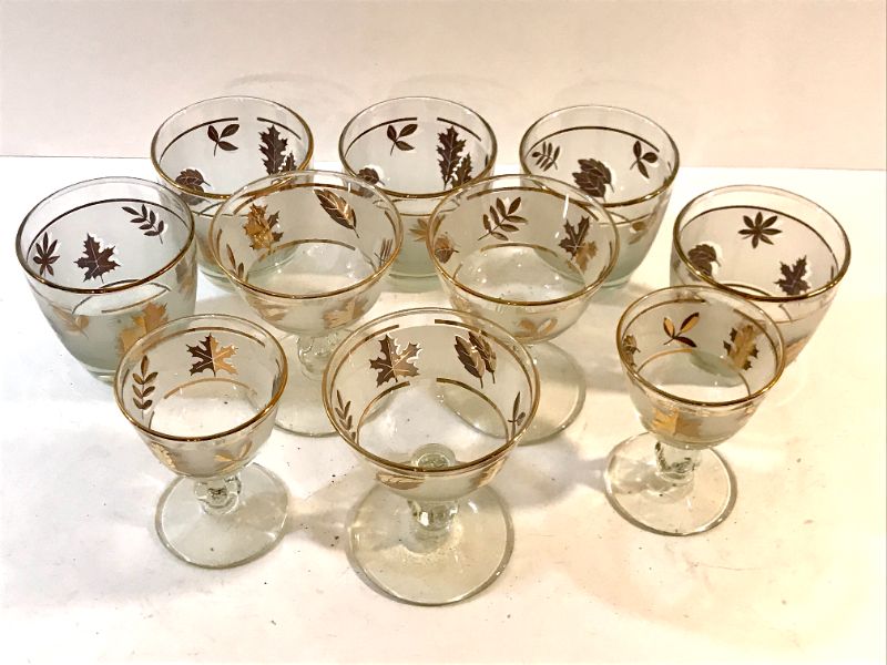 Photo 2 of 10 LIBBEY VINTAGE GOLDEN FOLIAGE COCKTAIL / BARWARE GOLD LEAVES 

