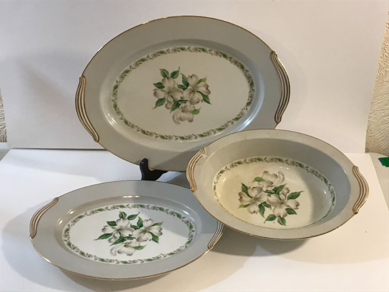 Photo 1 of NORITAKE CHINA EDGEMONT  SERVING DISHES