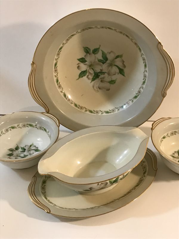 Photo 2 of NORITAKE CHINA EDGEMONT SERVING DISHES